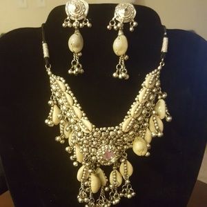 Silver Beaded & Shell Necklace Set