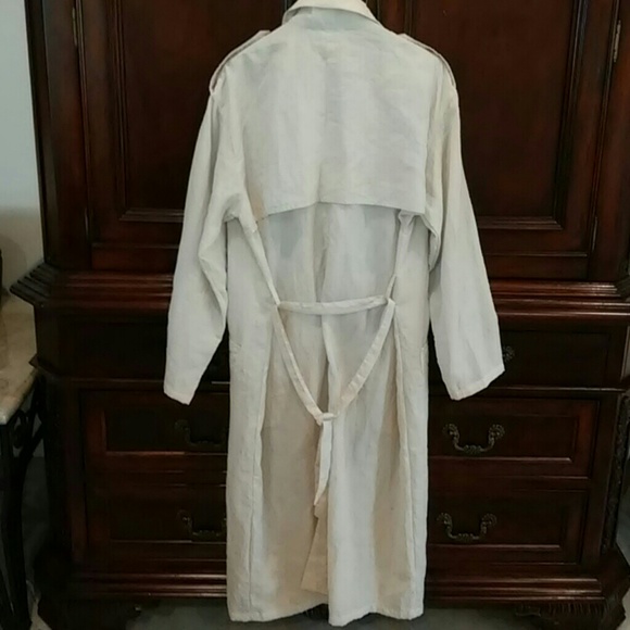 Trench Coat - Picture 4 of 7