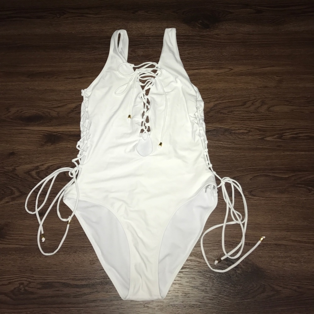 White One Piece