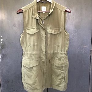 Gap Utility Vest