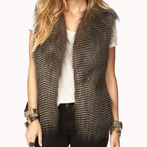 Faux fur vest in  brown