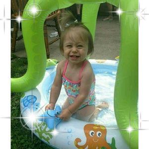 Meet your Posher, Ashley