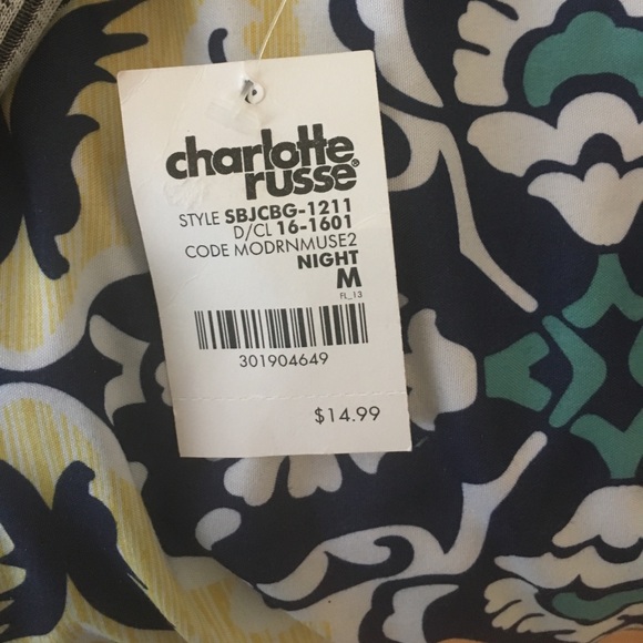 Charlotte Russe Crop Top - Picture 3 of 3