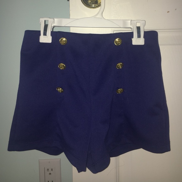 Forever 21 sailor/sailing-inspired shorts - Picture 1 of 7