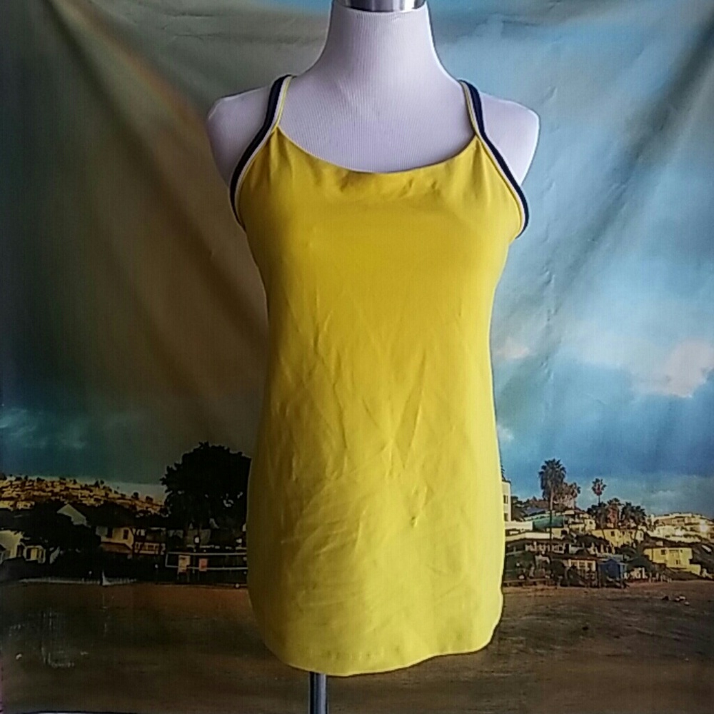 Lululemon razor-back tank