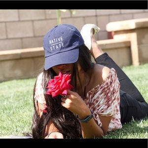 Meet your Posher, Kinnari