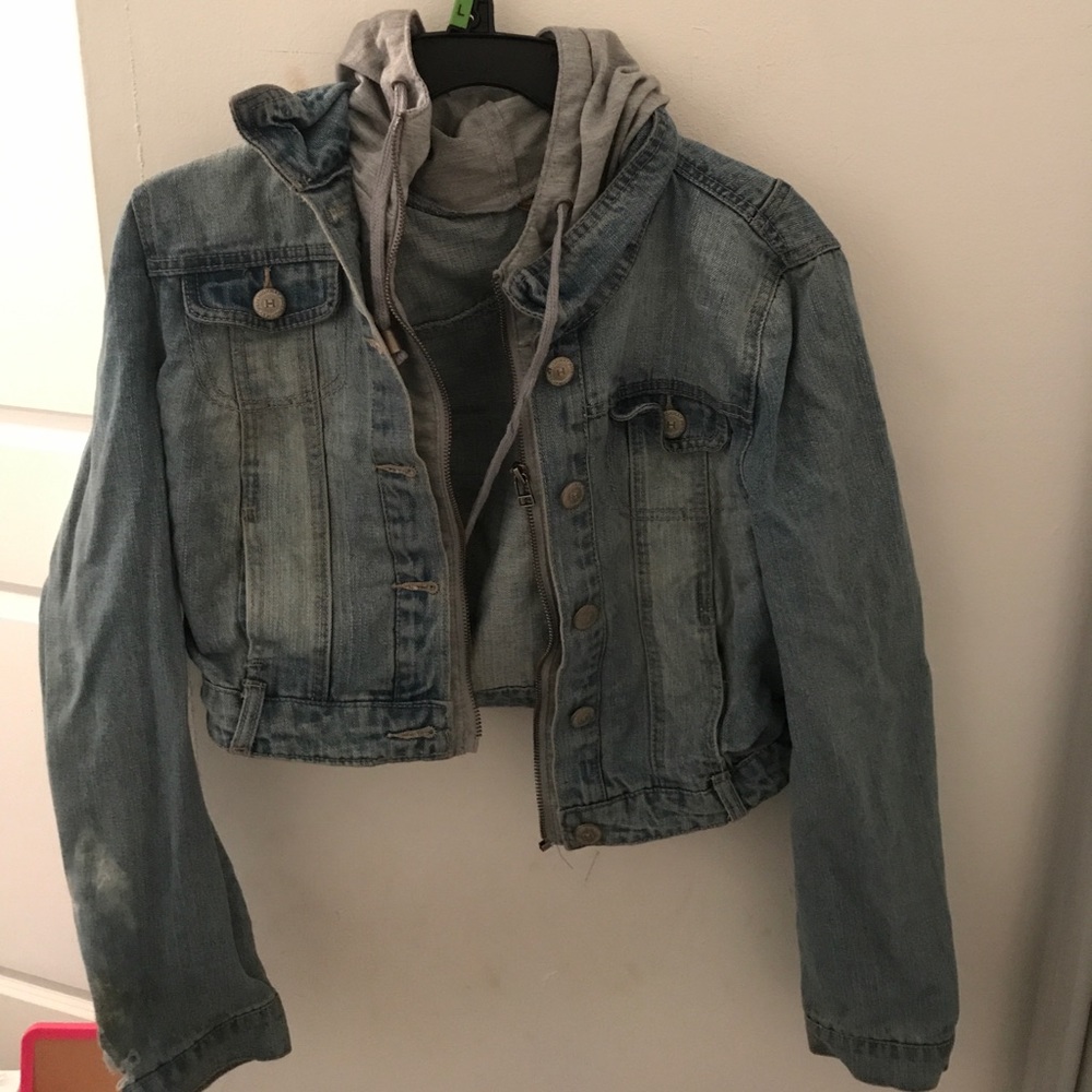 Cropped jean jacket
