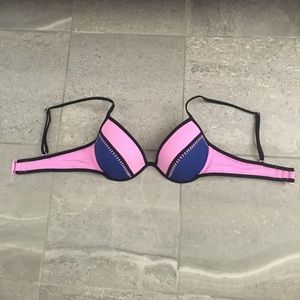 Victoria secret never worn swim suit top size 34 c