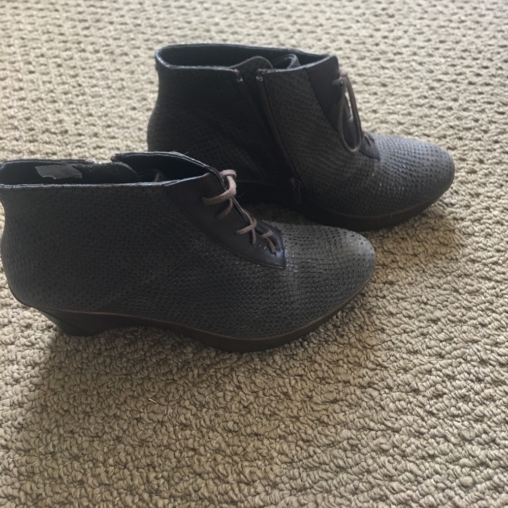 Naot boots