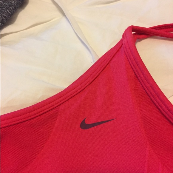 Nike workout tank - Picture 3 of 4