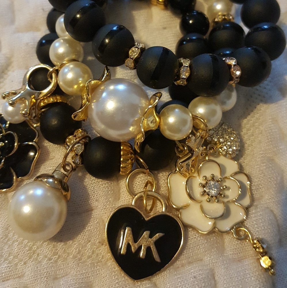 Gorgeous simply gorgeous bracelet