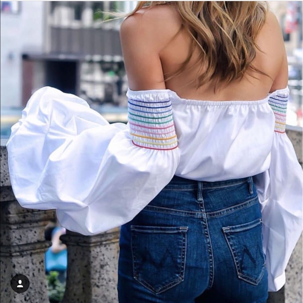 Not selling- looking for this top.