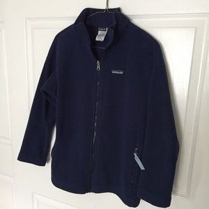 LAST CHANCE!! Navy Patagonia fleece zip-up