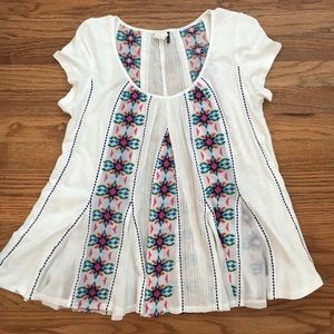 Anthropologie embroidered swing tee