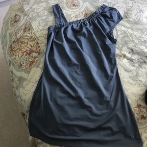 Gap body shirt size small, work out shirt