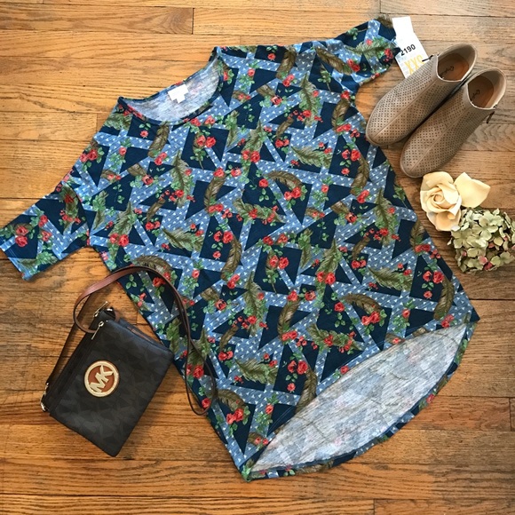 LuLaRoe Tops - Lularoe Irma XXS feathers!