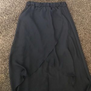 🖤Black High/Low Skirt🖤