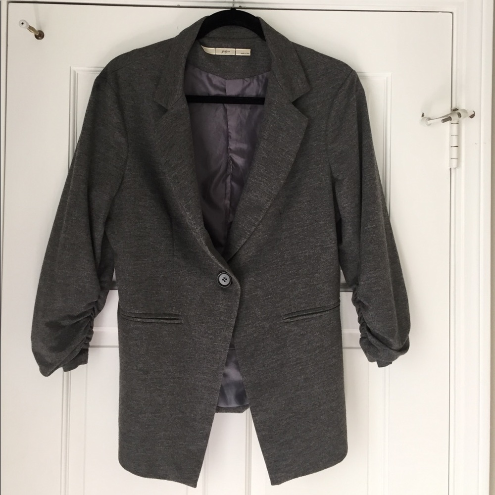 Gray boyfriend blazer