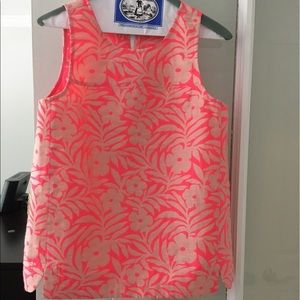 Pink sleeveless top
