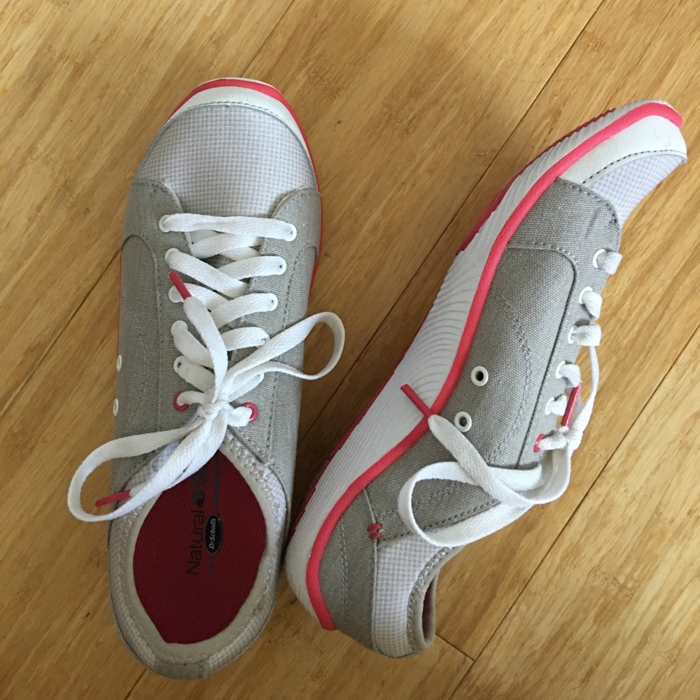 Dr. Scholls natural sport running shoes. Arch supp