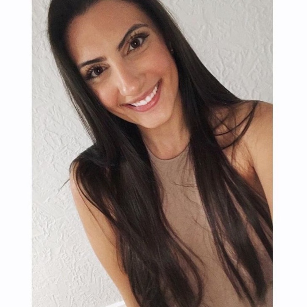 Meet your Posher, Danielle