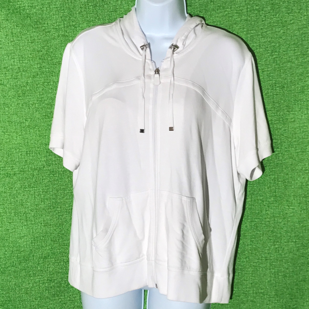 Zenergy By Chico's Size 2