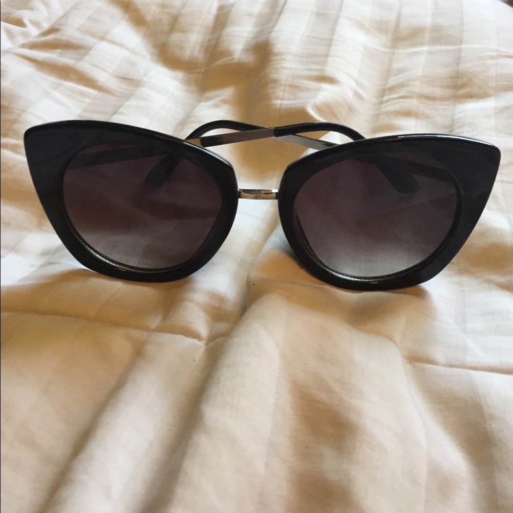 Cat eye sun glasses