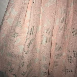 Super cute summer/spring dress.