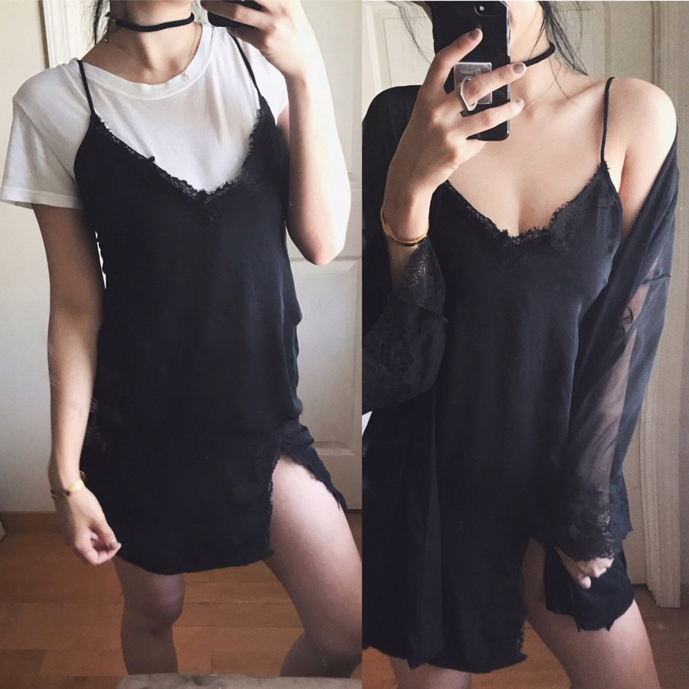 🔴SOLD🔴Out from under silp dress - Picture 1 of 4