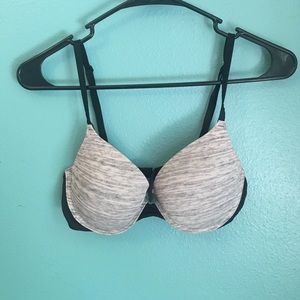 Victoria Secret Bra