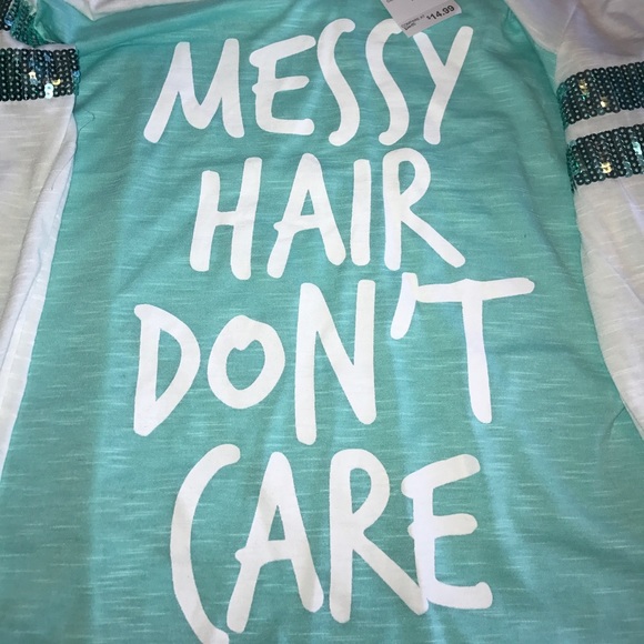 3/4 Length Top (NWT) - Picture 2 of 3