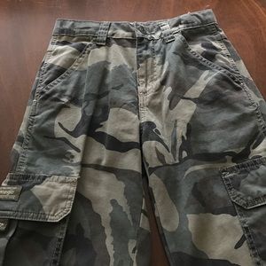 Boys Wrangler Camo Pants NWT
