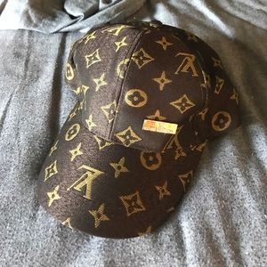 Louis vuttion hat