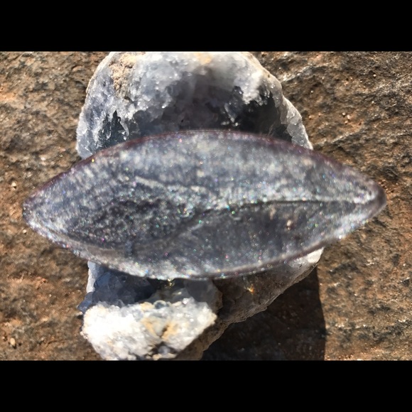 Jewelry - Picture 4 of 4