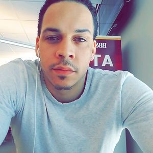 Meet your Posher, Devin