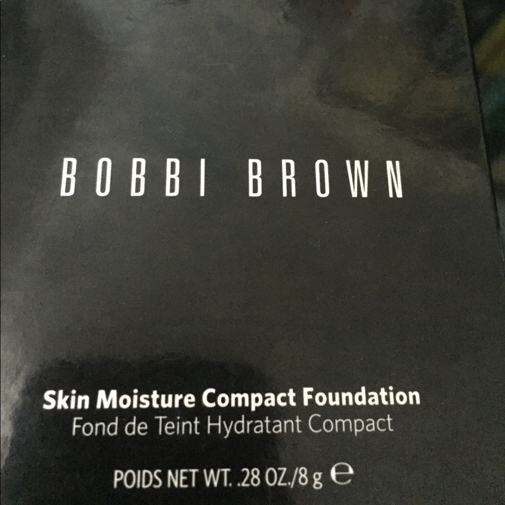 Bobbi Brown Skin Moisture Compact Foundation  7.5