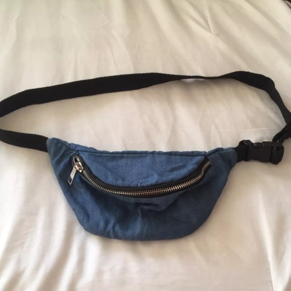 Jean fanny pack!