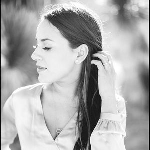Meet your Posher, Raquel