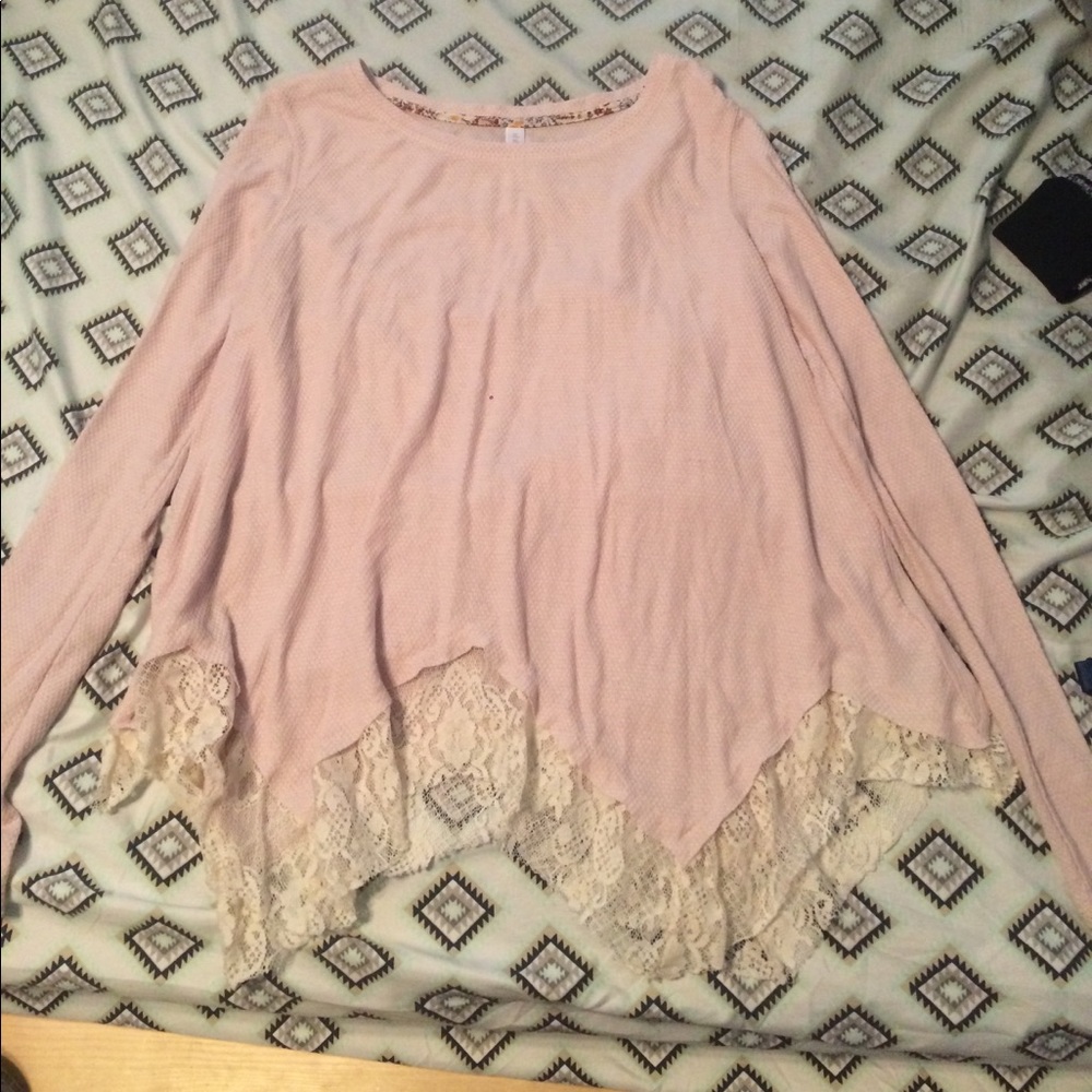 Long sleeve shark bite