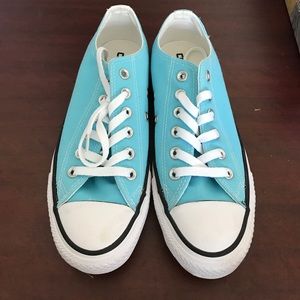Teal Converse Lowtops --- worn once!