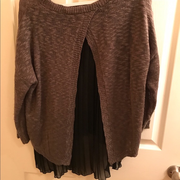 Sweater - Picture 2 of 3