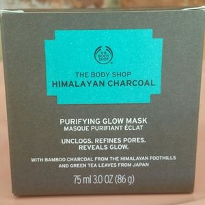 The Body Shop Himalayan Charcoal Face mask