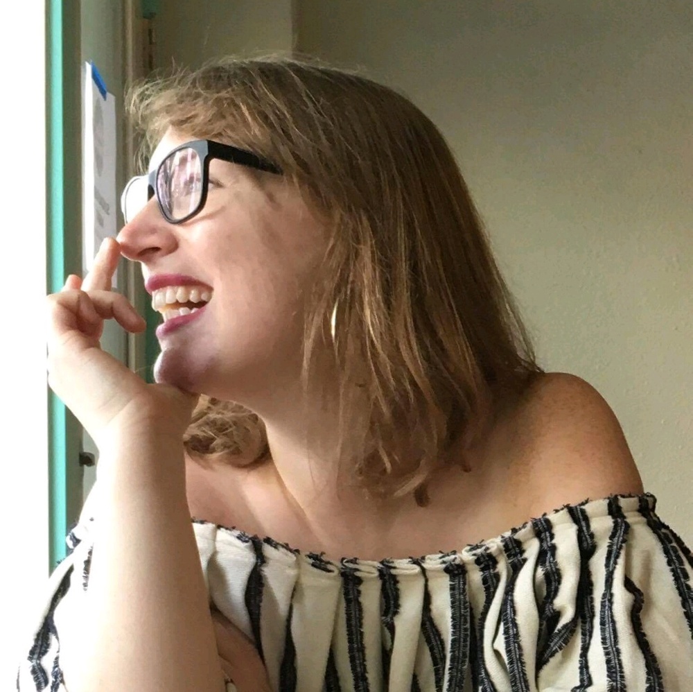 Meet your Posher, Alicia