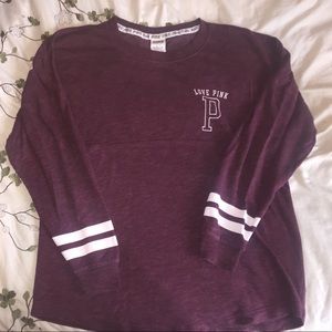 ✨MUST GO✨ PINK Burgundy Crewneck