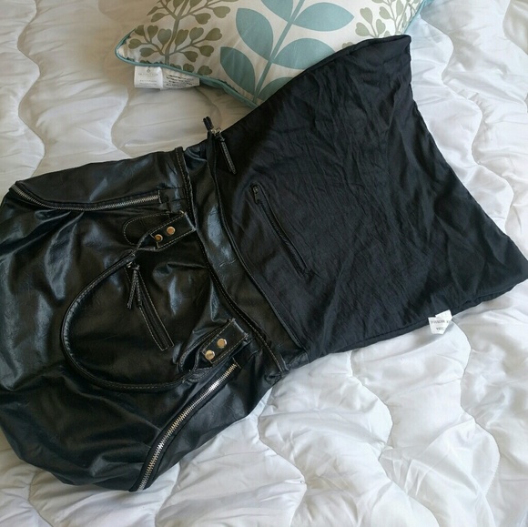 Black Purse - Picture 7 of 8