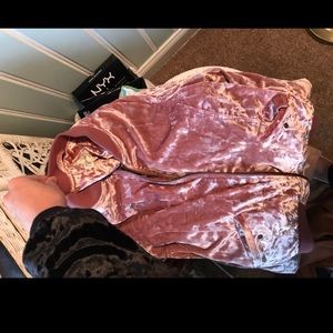 💖 popping pink velvet jacket 💖