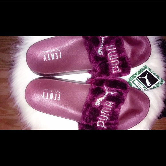 Puma slides - Picture 1 of 3