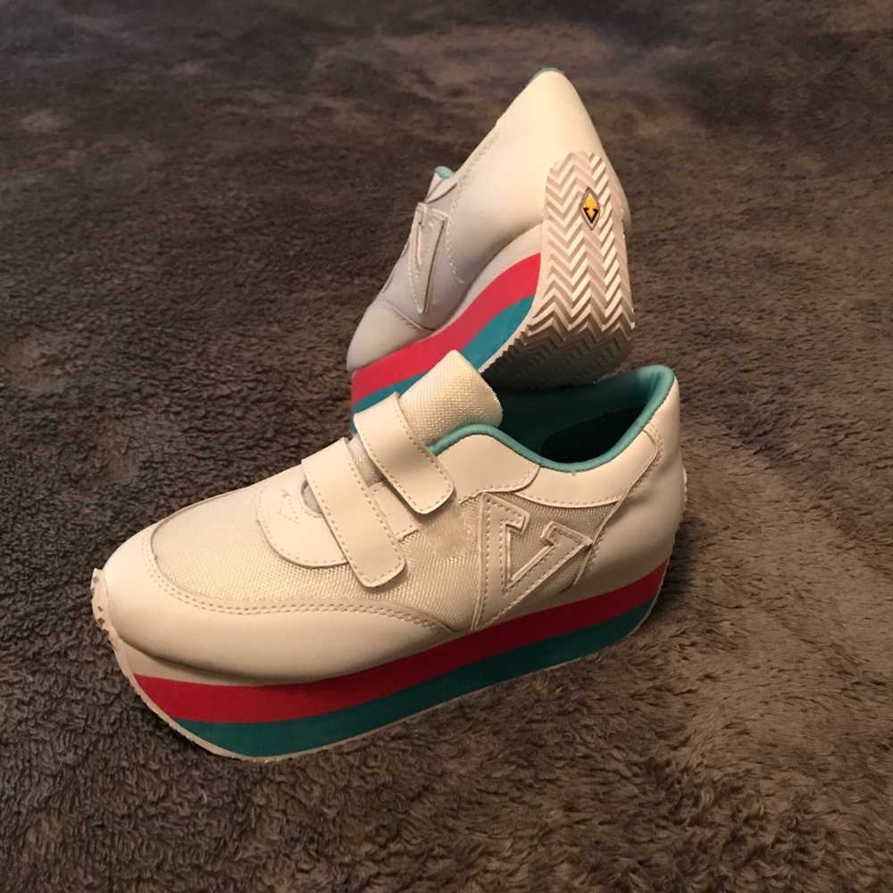 Platform White Volatile Kicks NWOB