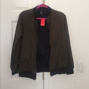 Forever 21 REVERSIBLE black/green bomber jacket