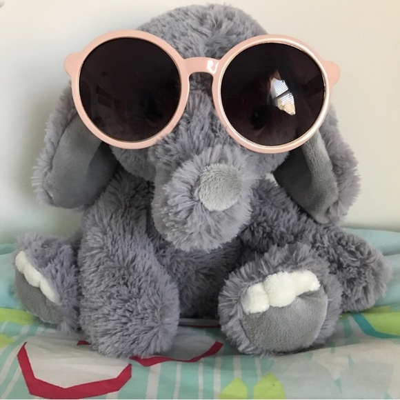 Forever 21 Accessories - Forever 21 pink round sunglasses